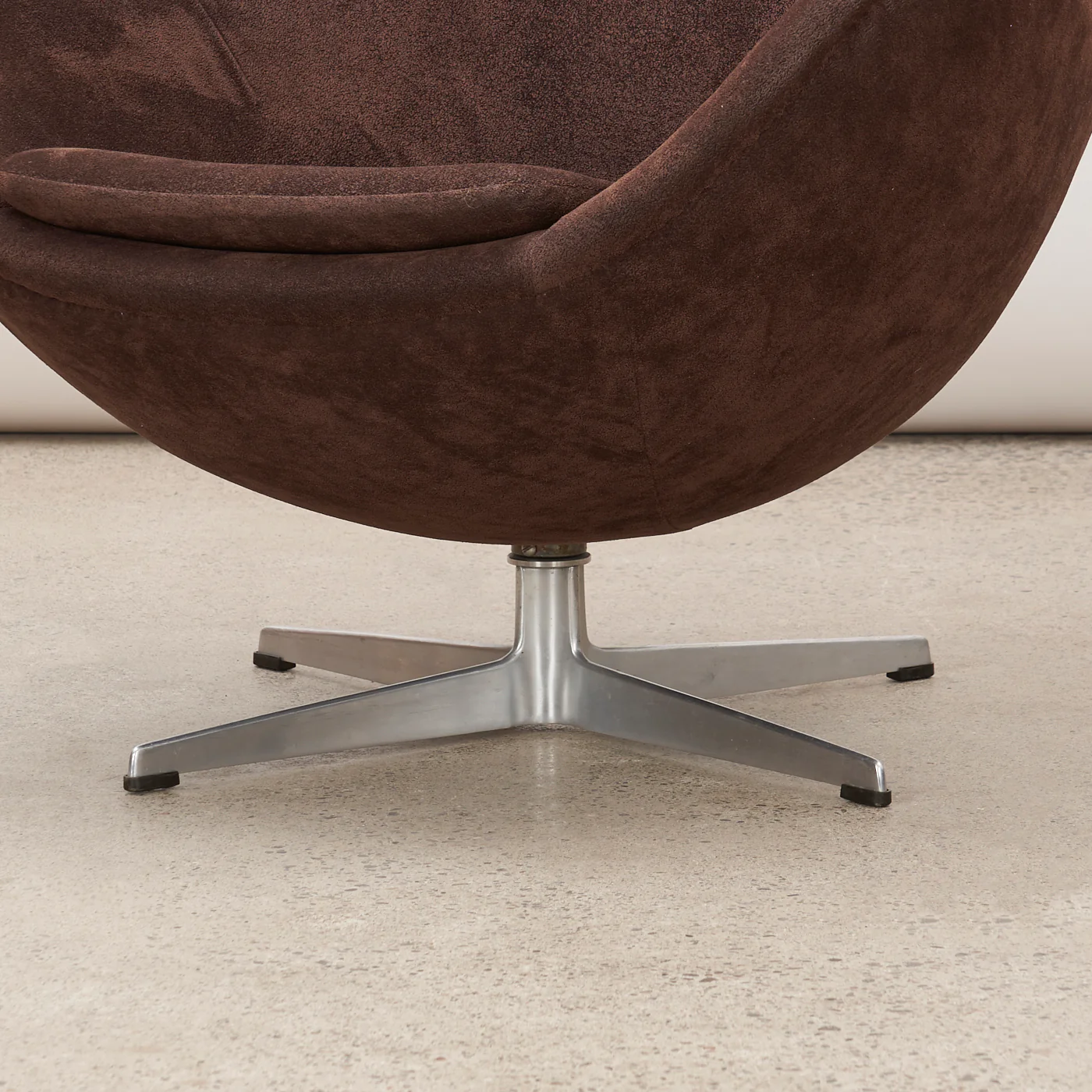 '60s era 'Egg' Chair & Ottoman by Arne Jacobsen for Fritz Hansen, Denmark - Image 12