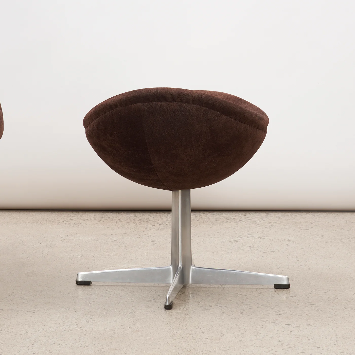'60s era 'Egg' Chair & Ottoman by Arne Jacobsen for Fritz Hansen, Denmark - Image 7
