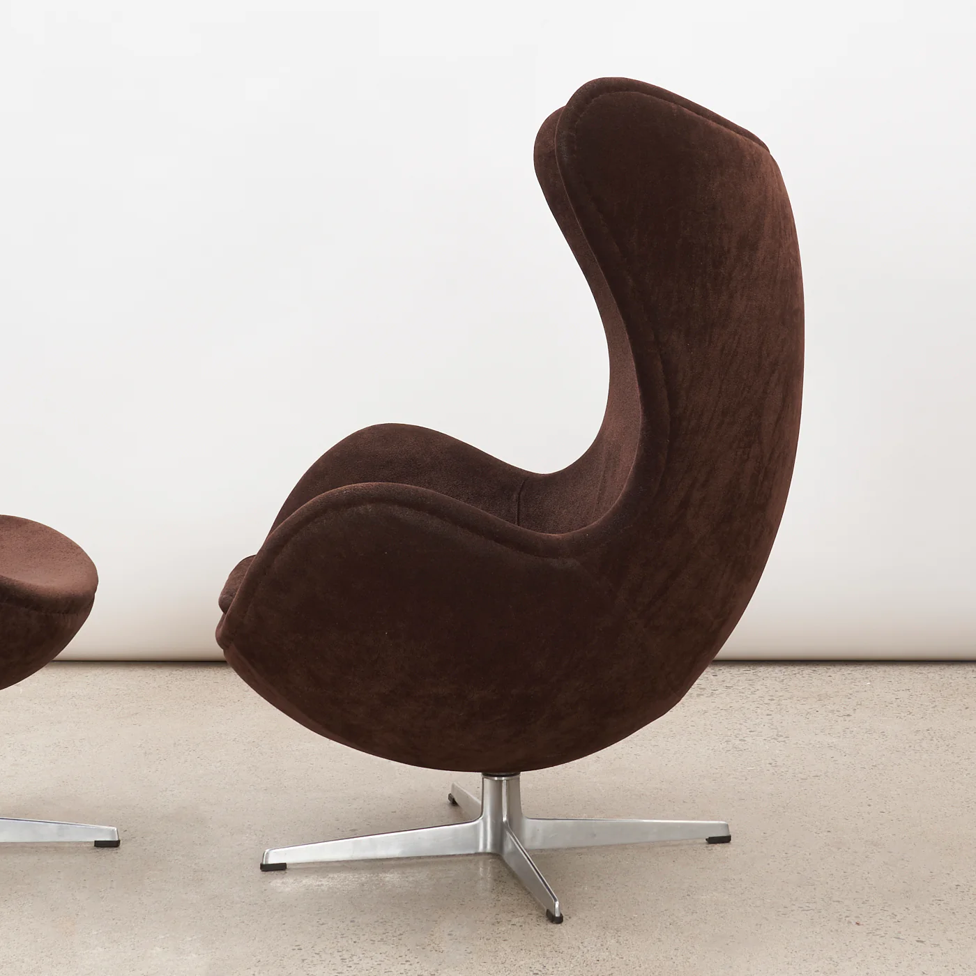 '60s era 'Egg' Chair & Ottoman by Arne Jacobsen for Fritz Hansen, Denmark - Image 8