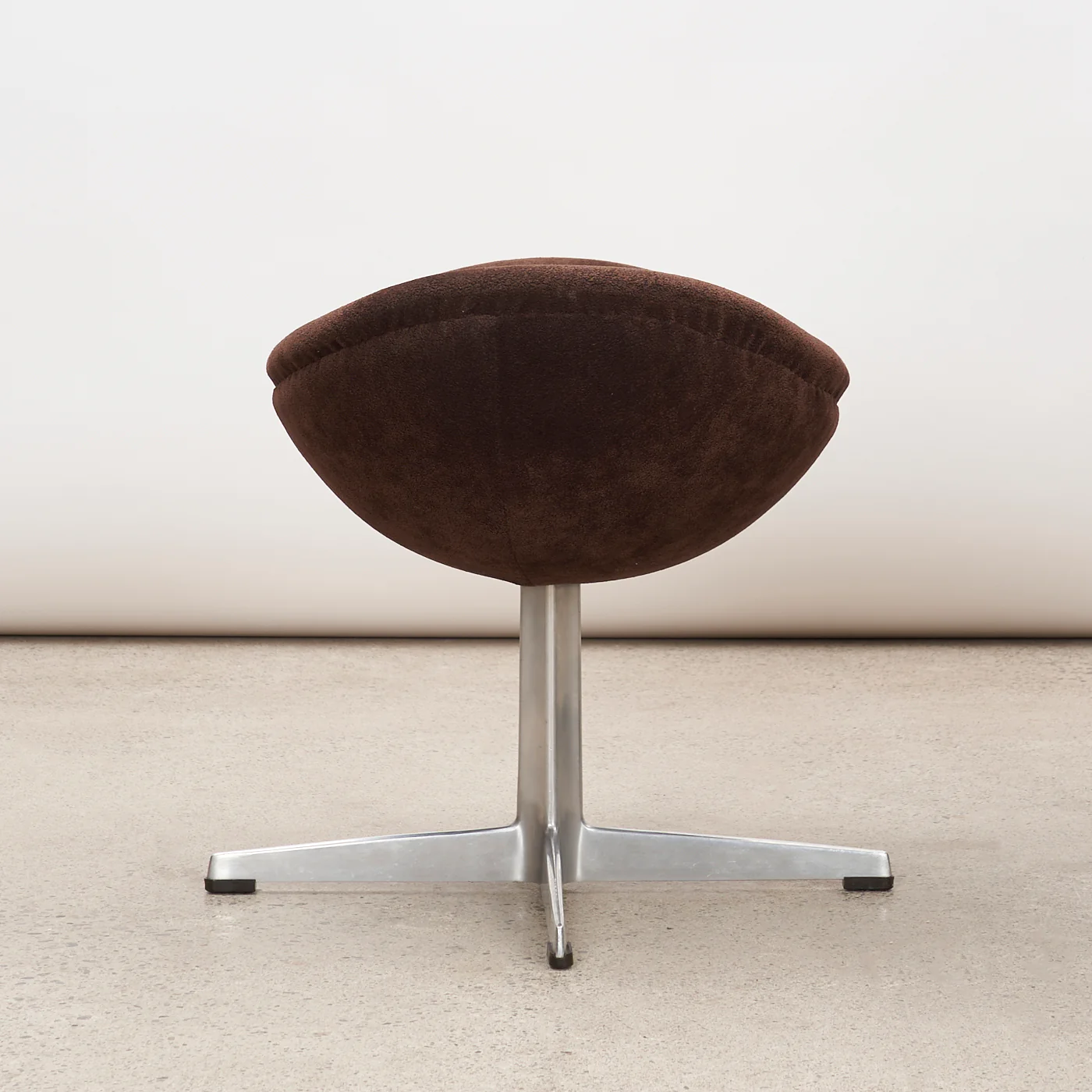 '60s era 'Egg' Chair & Ottoman by Arne Jacobsen for Fritz Hansen, Denmark - Image 9