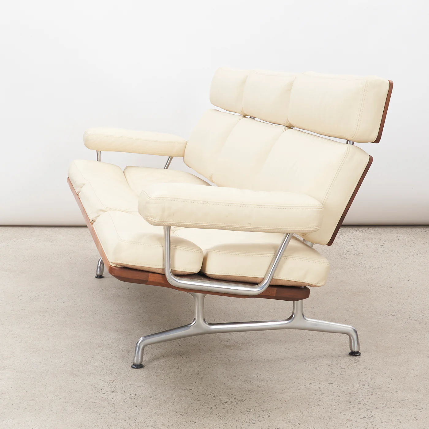 Eames Soft Pad Sofa in Leather & Walnut for Herman Miller - Image 10