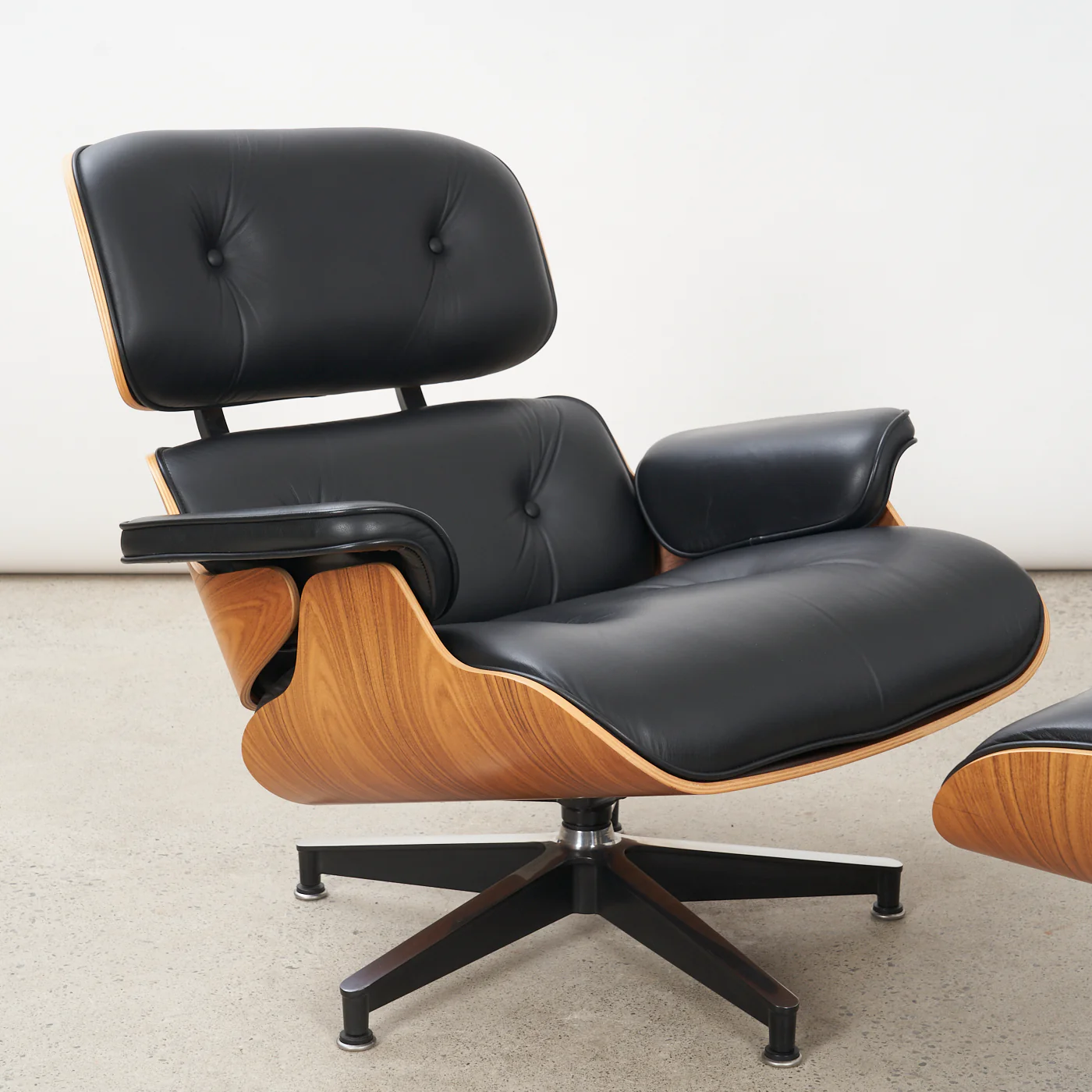 Eames Walnut & Black Leather Lounge Chair & Ottoman for Herman Miller - Image 8
