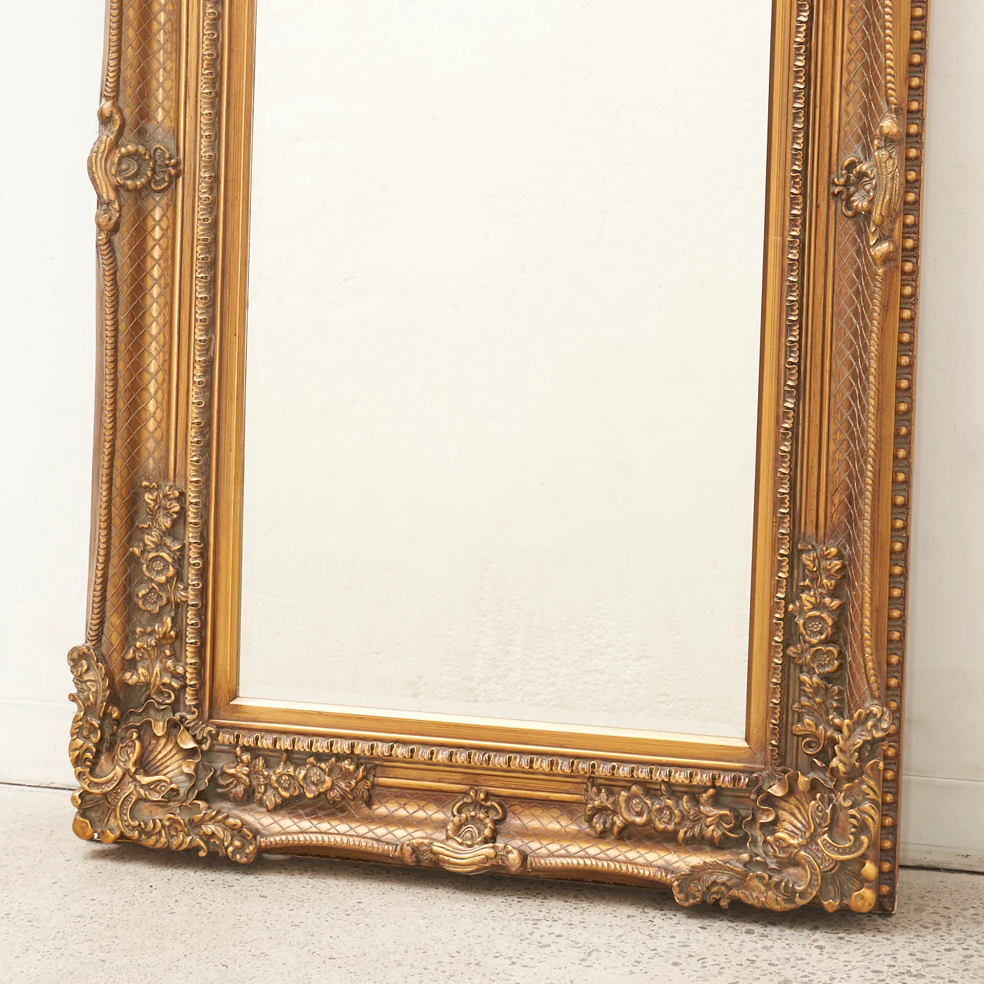 Large Ornate Gilt Framed Mirror - Image 3