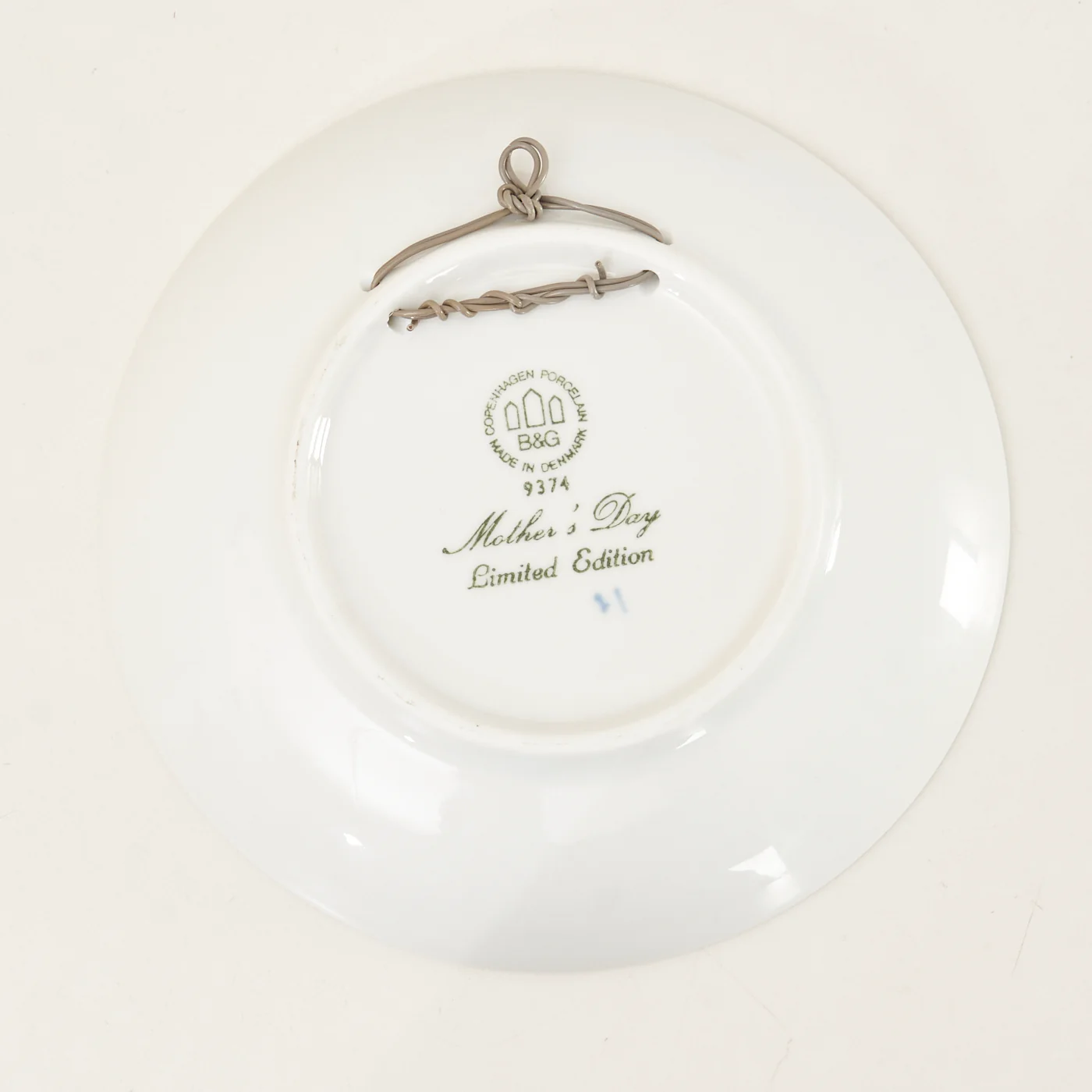 Mother's Day Decorative Plate by Royal Copenhagen, Denmark - Image 3