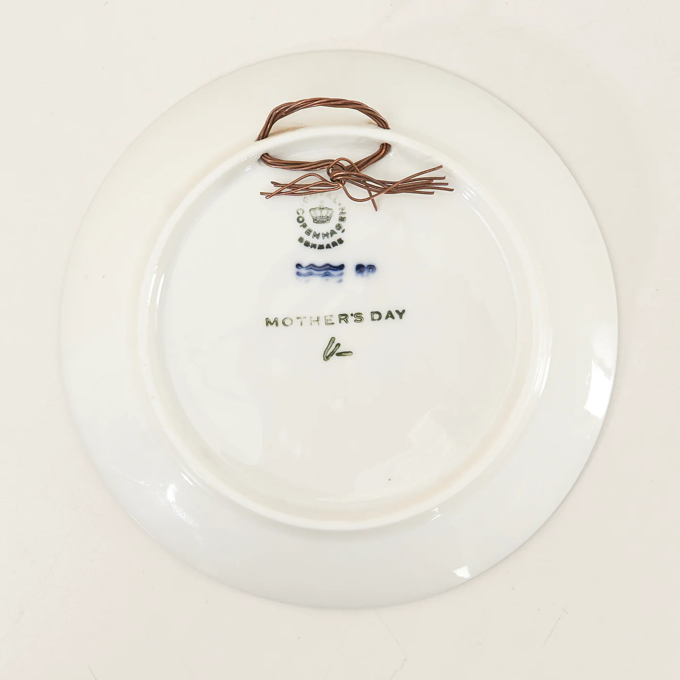 Mother's Day Decorative Plate by Royal Copenhagen, Denmark - Image 3
