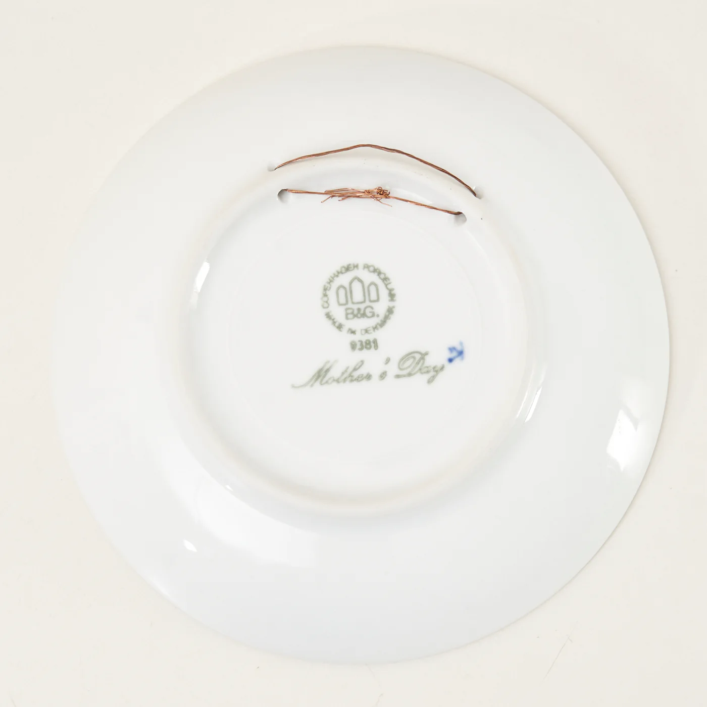 Mother's Day Decorative Plate by Royal Copenhagen, Denmark - Image 3