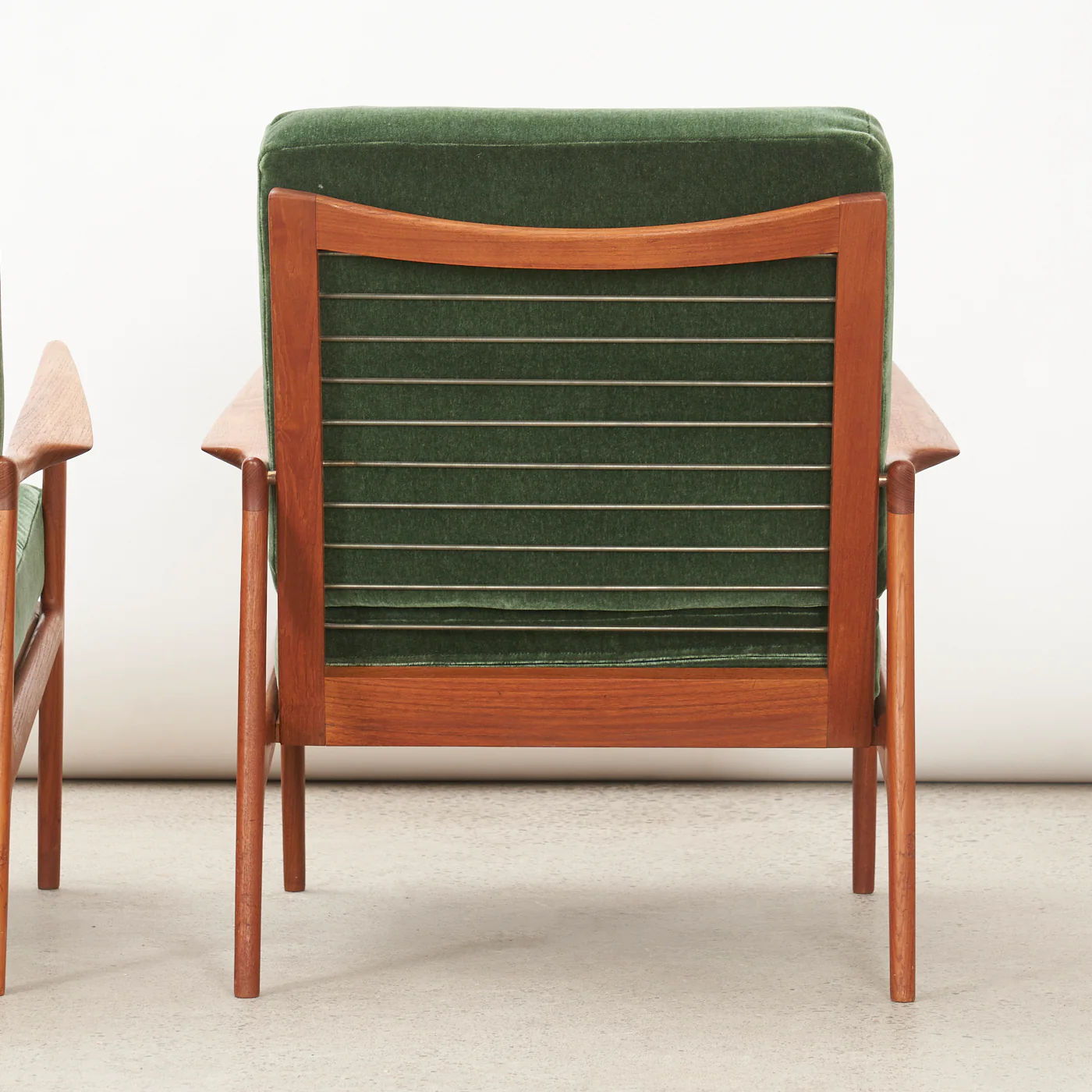 Pair of Teak Lounge Chairs by Ib Kofod-Larson for Selig, Denmark - Image 10