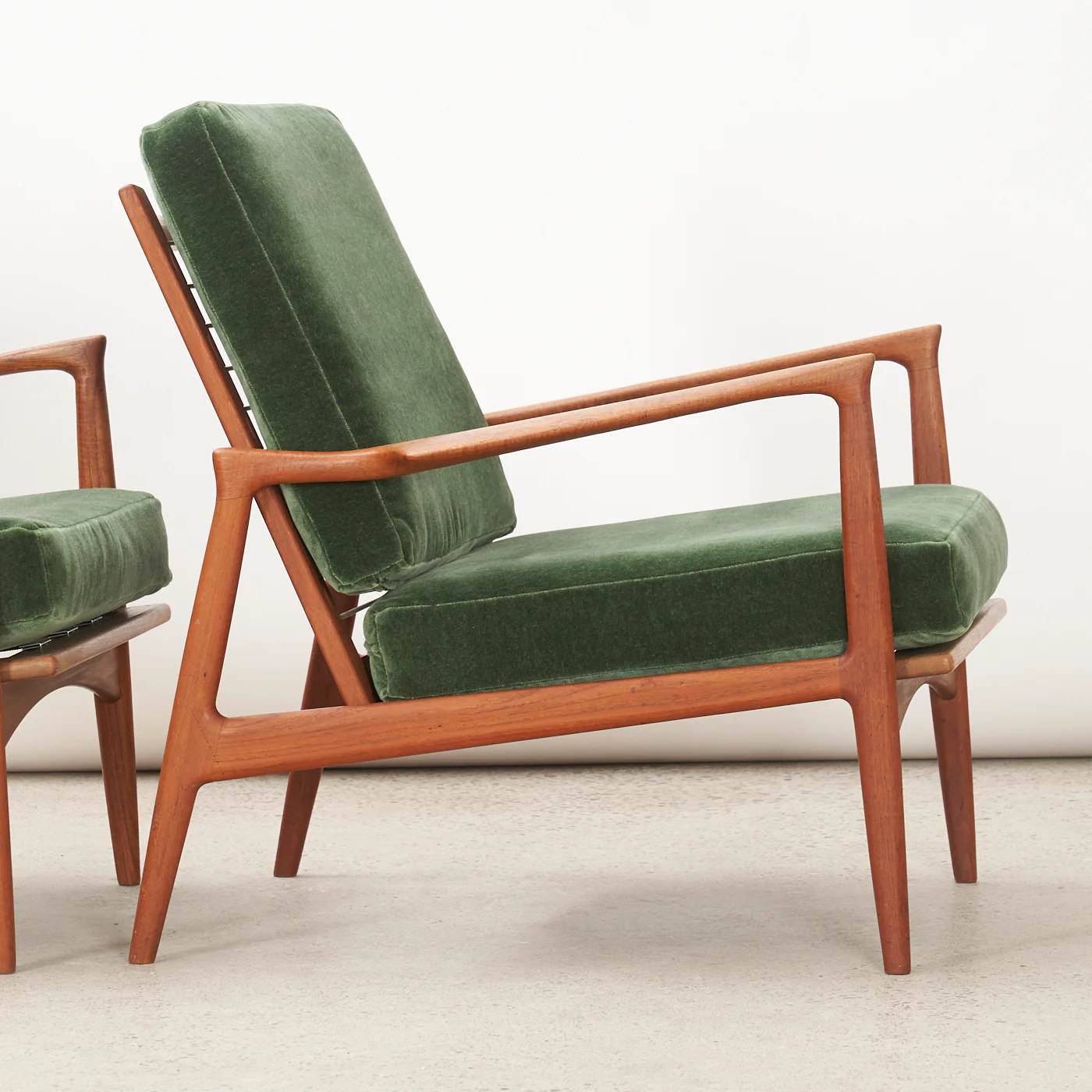 Pair of Teak Lounge Chairs by Ib Kofod-Larson for Selig, Denmark - Image 4
