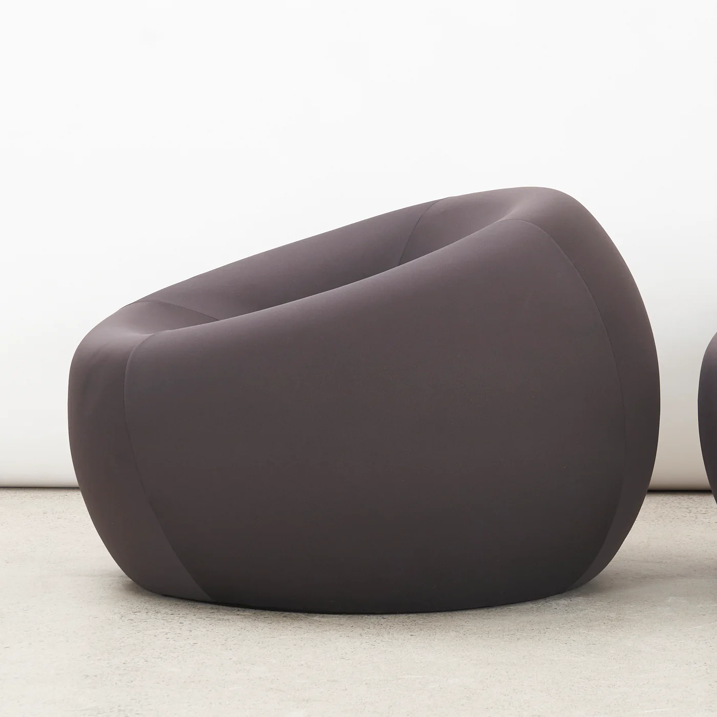 Pair of 'UP1' Lounge Chairs by Gaetano Pesce for B&B Italia, Italy - Image 7
