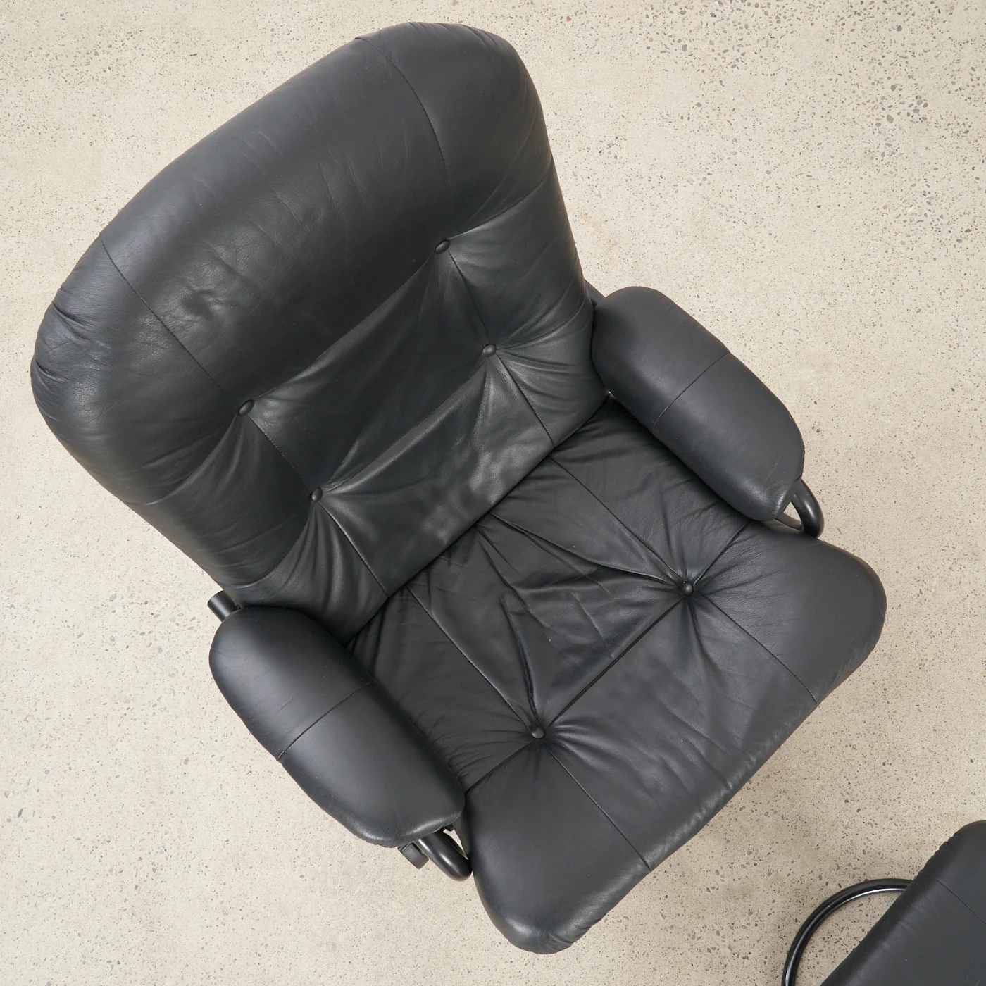 Reclining Leather Lounge Chair & Ottoman by Palliser - Image 5