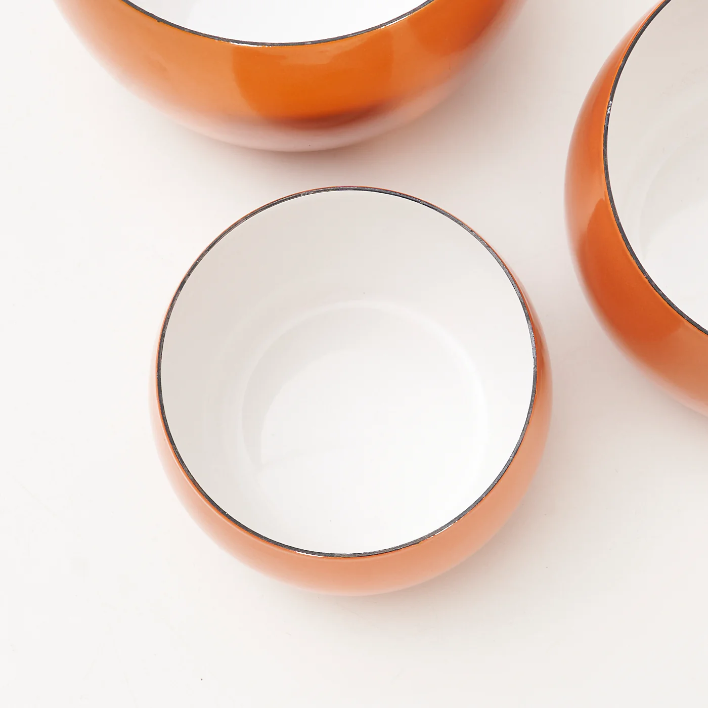 Set of 3 Orange Enamel 'Købenstyle' Bowls by Jens Quistgaard for Dansk - Image 4