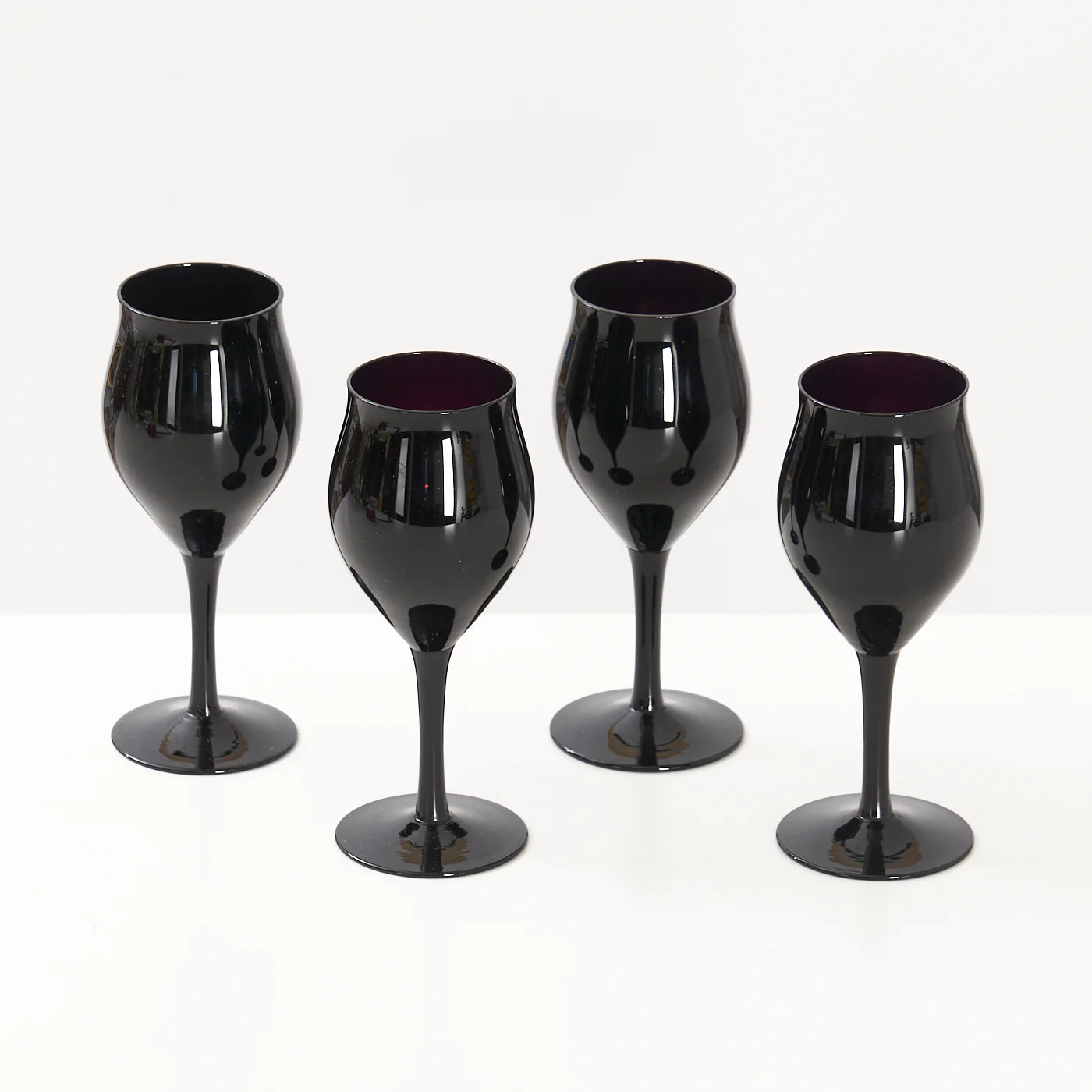 Set of 4 Amethyst Wine Glasses by Belkraft, Germany - Image 2