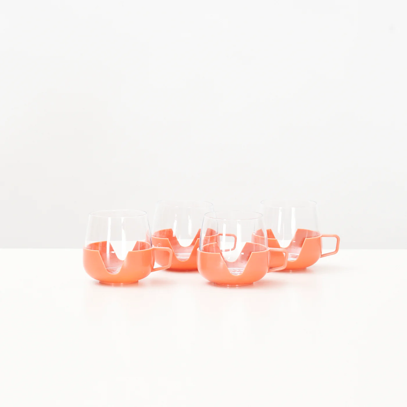 Set of 4 Drinking Glasses w/ Plastic Handles