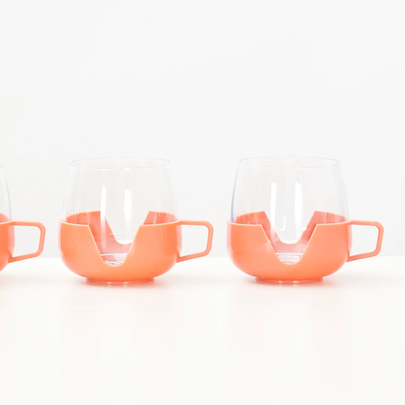 Set of 4 Drinking Glasses w/ Plastic Handles - Image 5