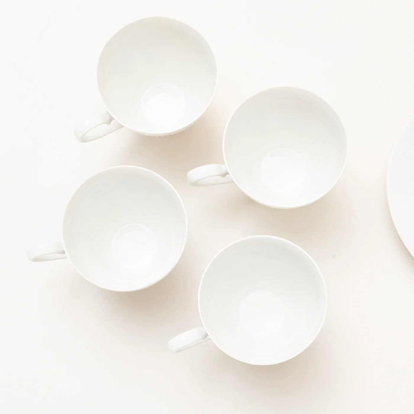 Set of 4 'Orchid Romance' Tea Cups & Saucers by Bjørn Wiinblad for Rosenthal, Germany - Image 3