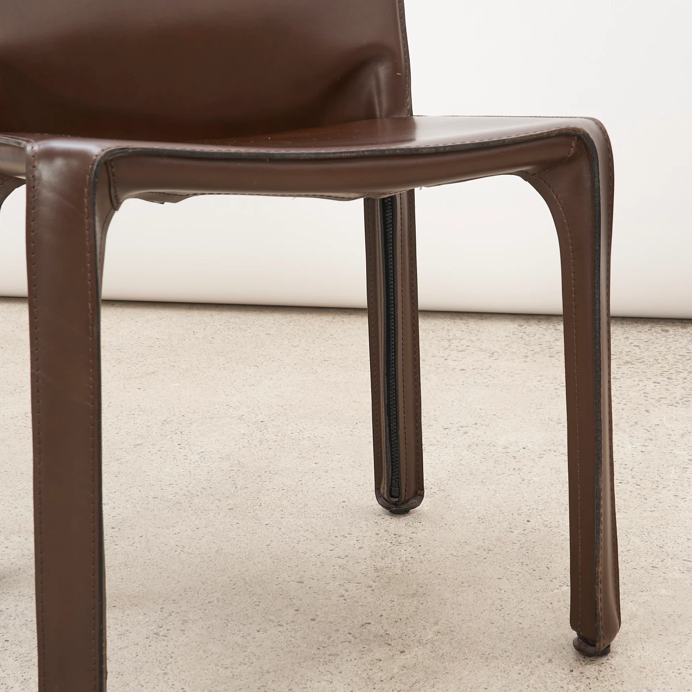 Set of 6 'CAB 412' Brown Leather Dining Chairs by Mario Bellini for Cassina, Italy - Image 9