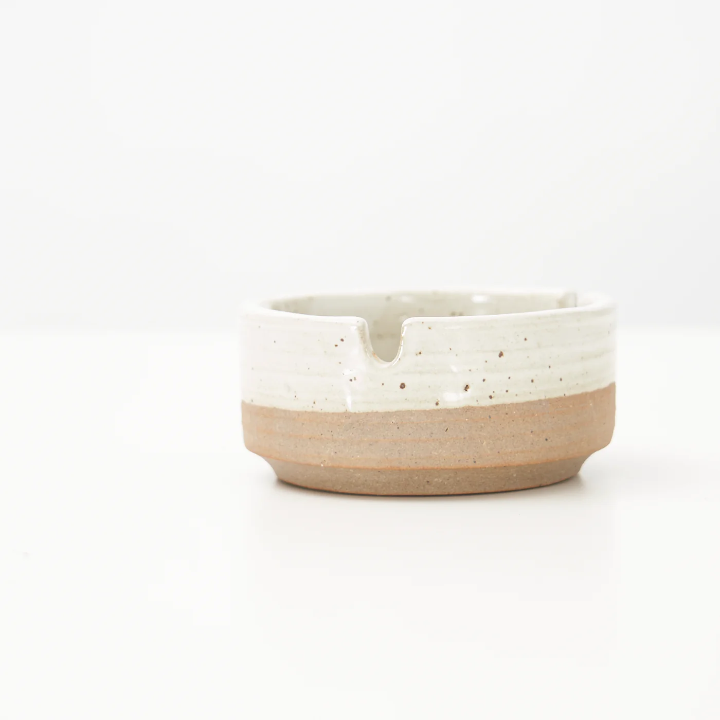 Signed Studio Pottery Ashtray - Image 4