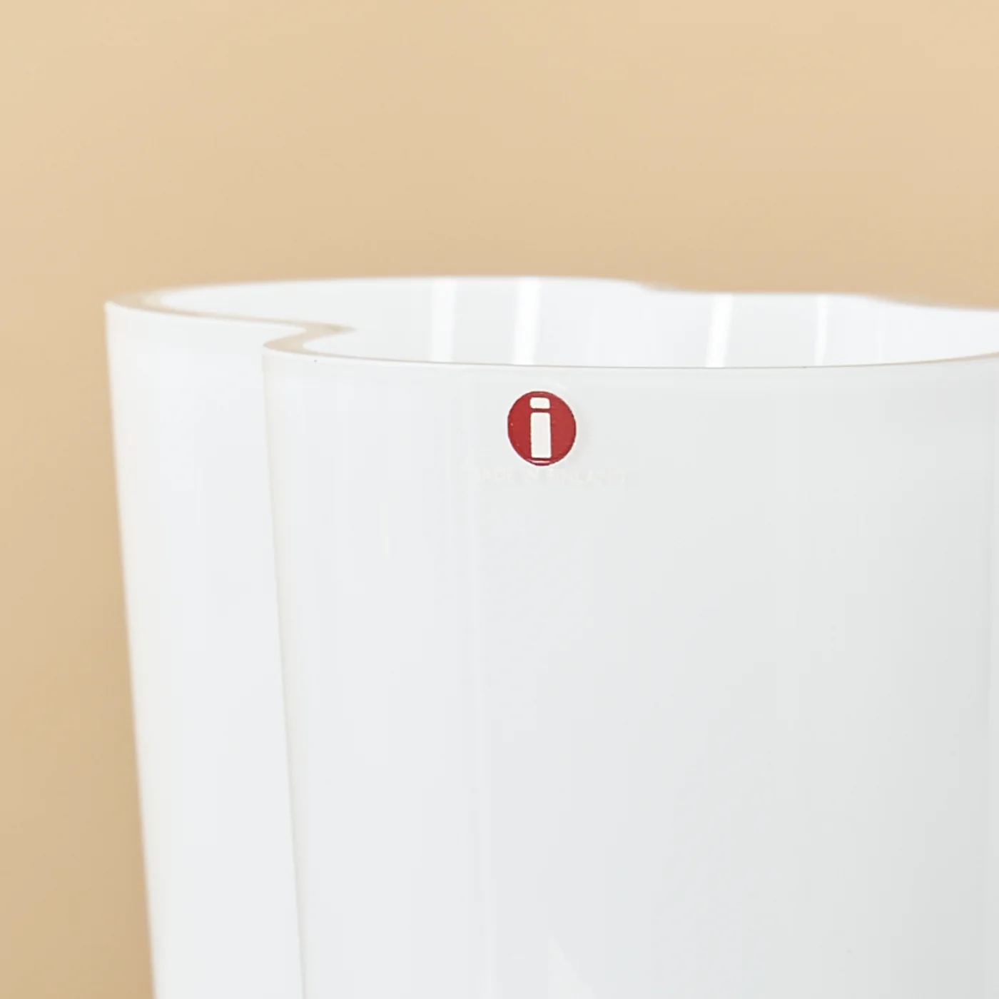 Small Iittala Alvar Aalto Vase - Image 5