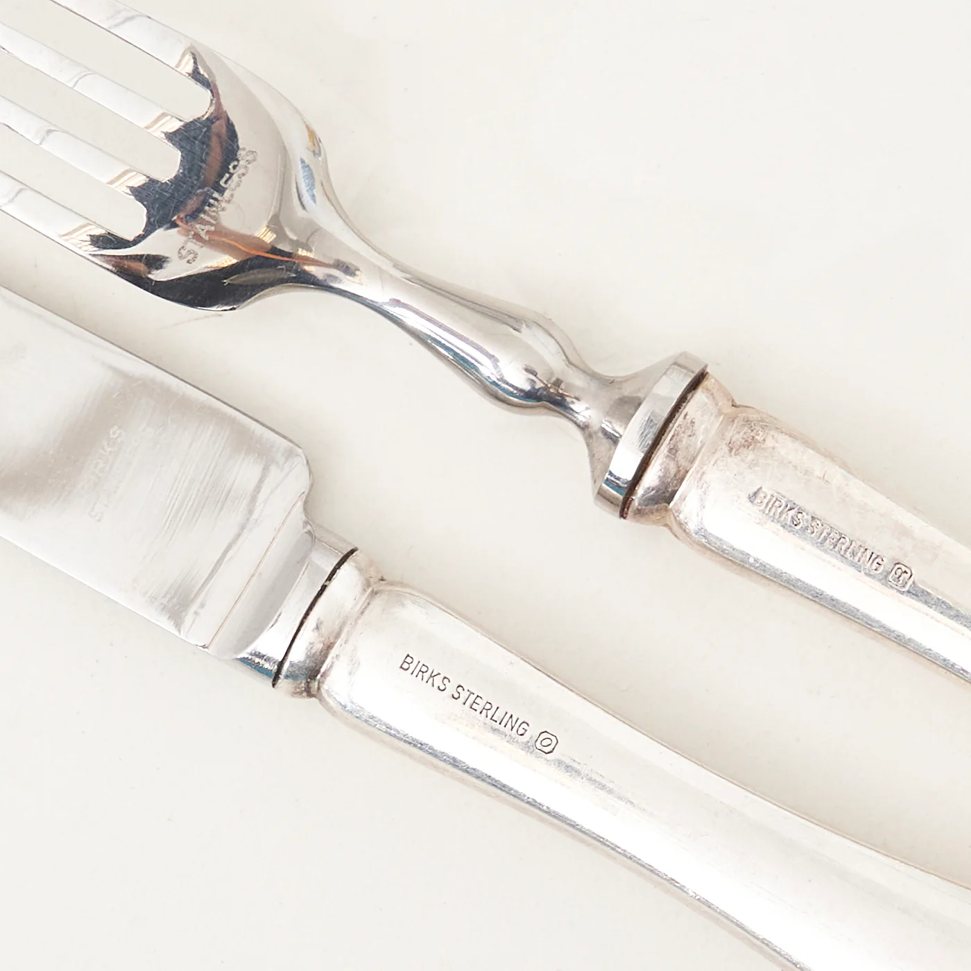 Sterling Silver 'Tudor – Plain' Lunch Flatware Set by Birks - Image 6