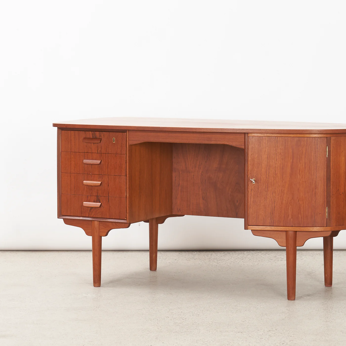 Teak 'Bullet' Desk by H.P. Hansen Møbelindustri, Denmark - Image 15