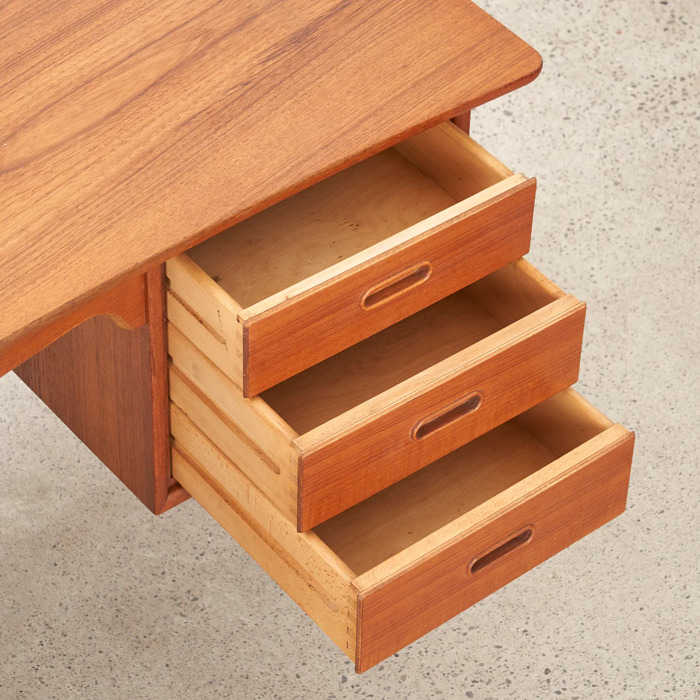 Teak Desk by Svend Åage Madsen for Sigurd Hansen Møbelfabrik, Denmark - Image 10