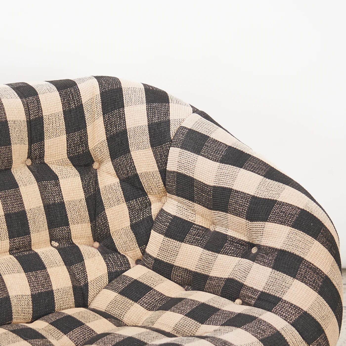Teak Tub 3 Seater Sofa by R. Huber - Image 12