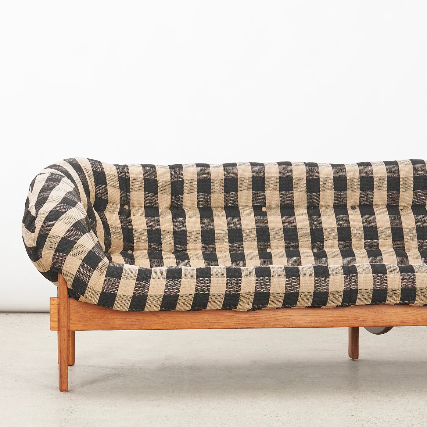 Teak Tub 3 Seater Sofa by R. Huber - Image 9