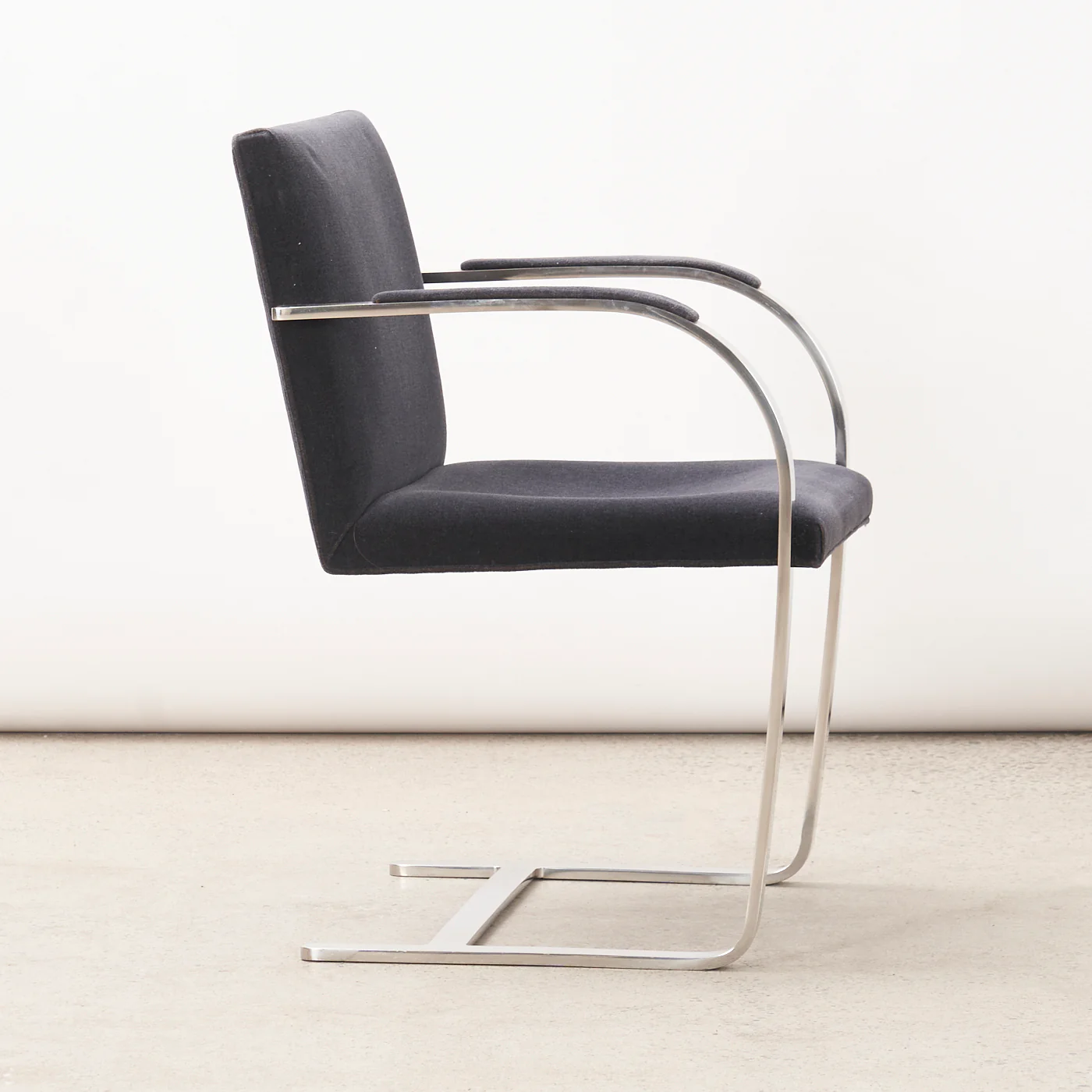 Vintage 'BRNO' Style Chair - Image 4