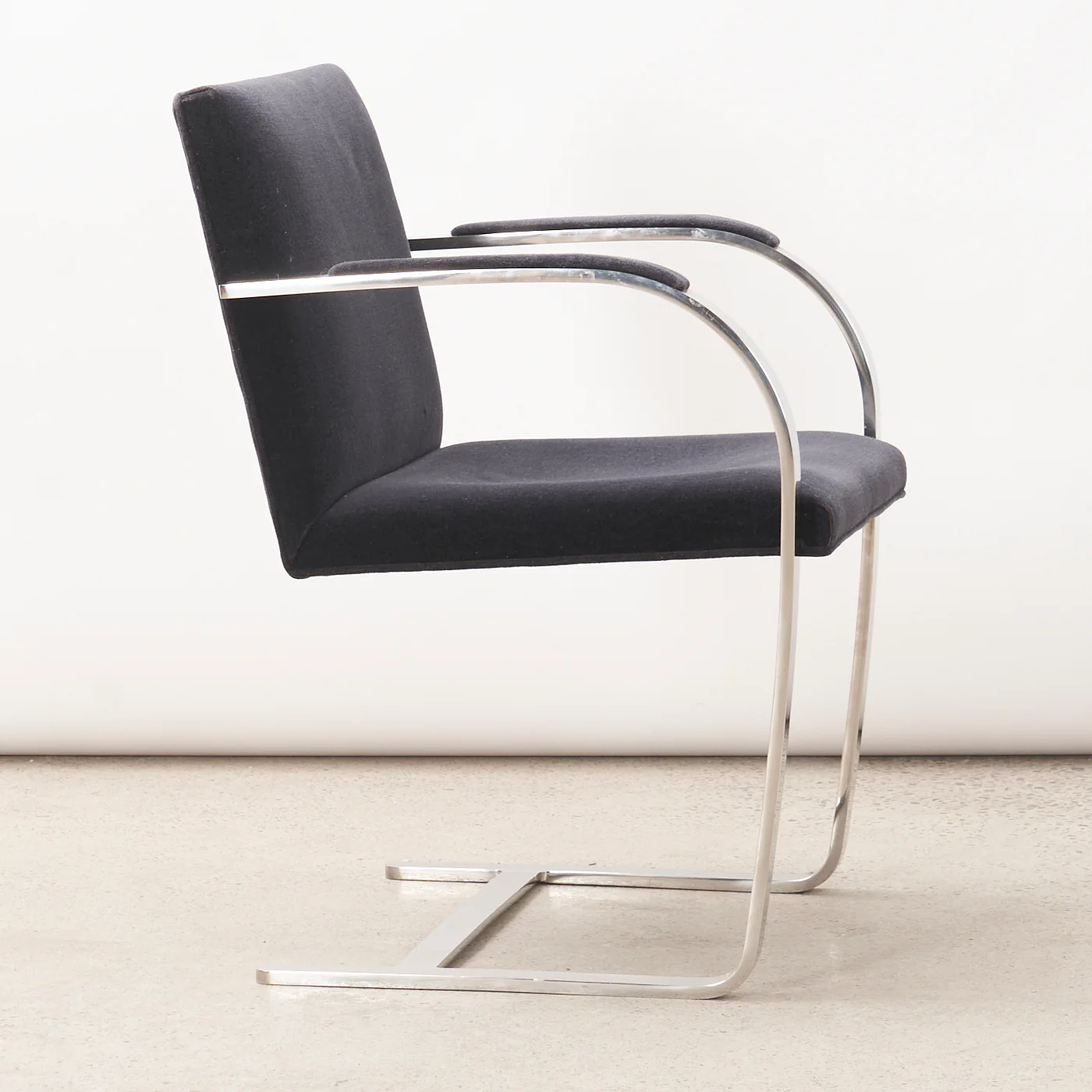 Vintage 'BRNO' Style Chair - Image 4