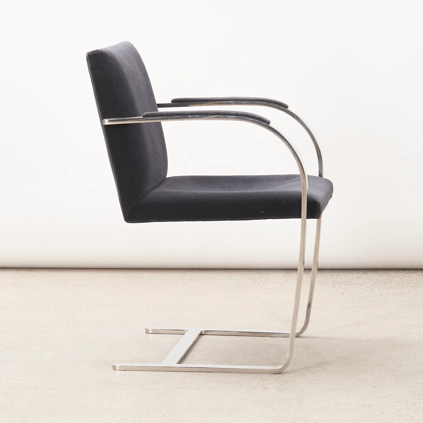 Vintage 'BRNO' Style Chair - Image 4