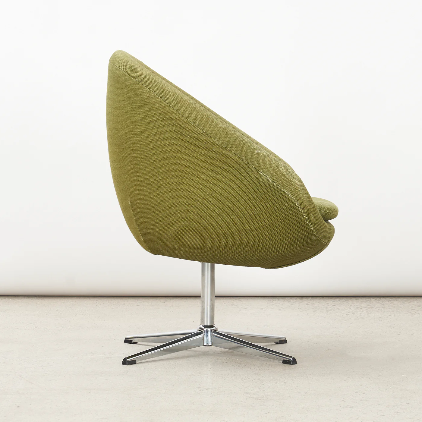 Vintage Upholstered Swivel Chair - Image 6