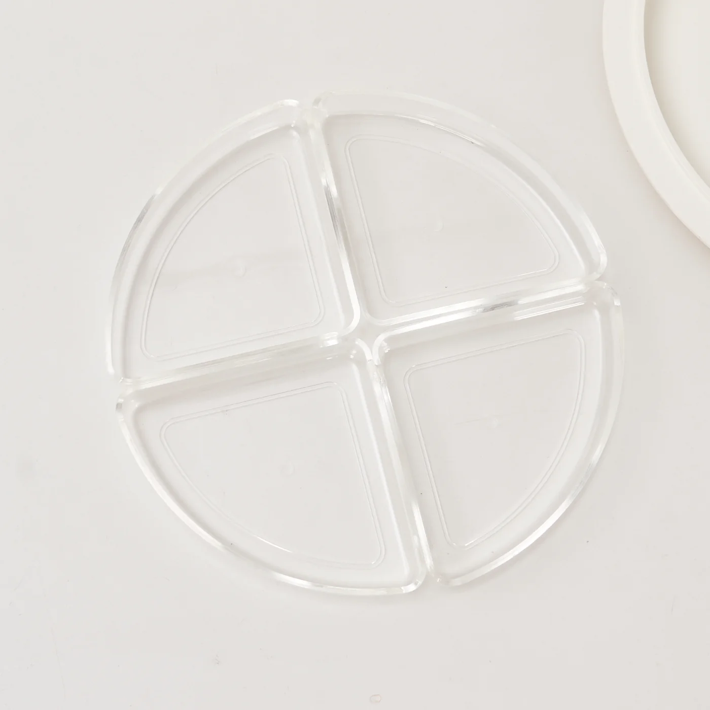 White And Clear Plastic Divided Tray by André Morin - Image 3